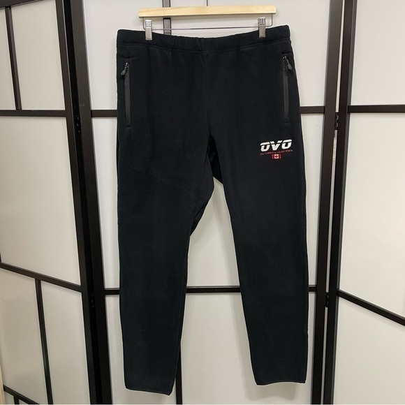 𝅺[xl] OVO NWT Men’s Black Canada Flag Primaloft Lightweight Fleece Sweatpant - Picture 2 of 13